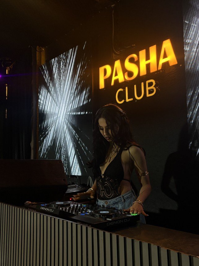 Emma Dj