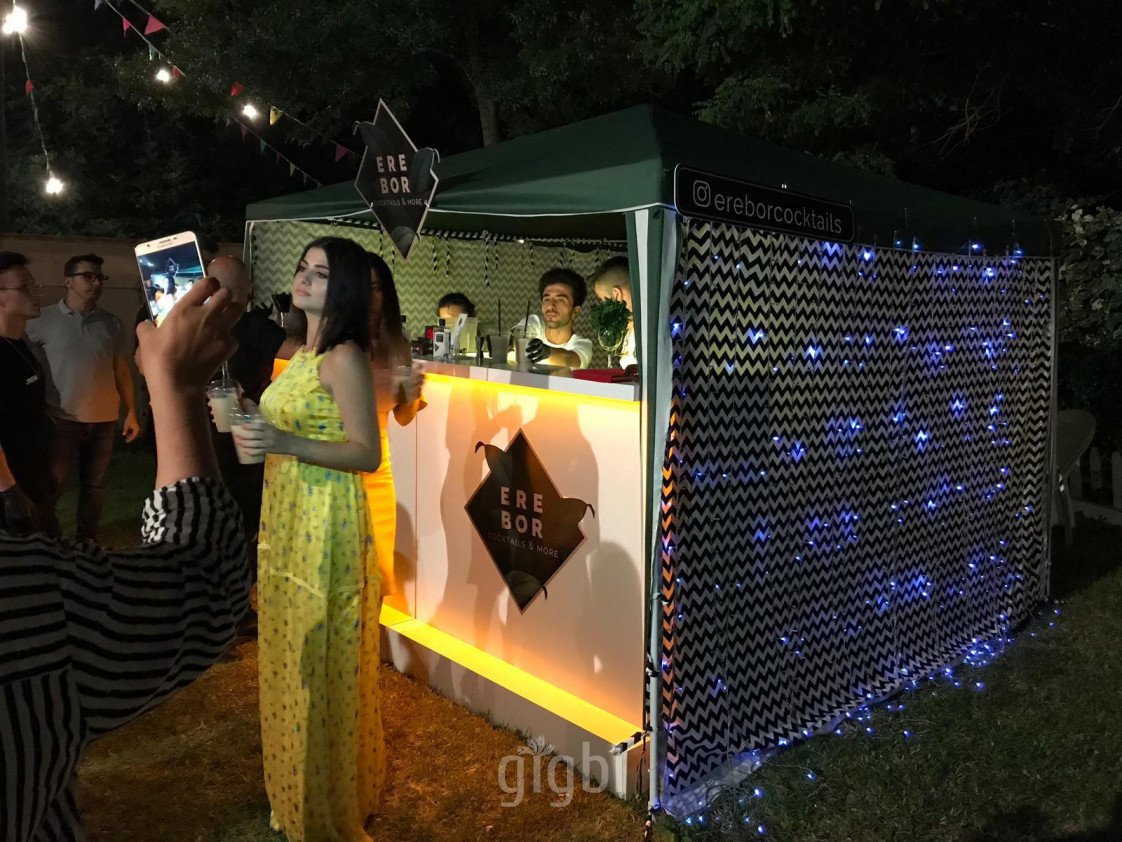 EREBOR COCKTAILS & MORE