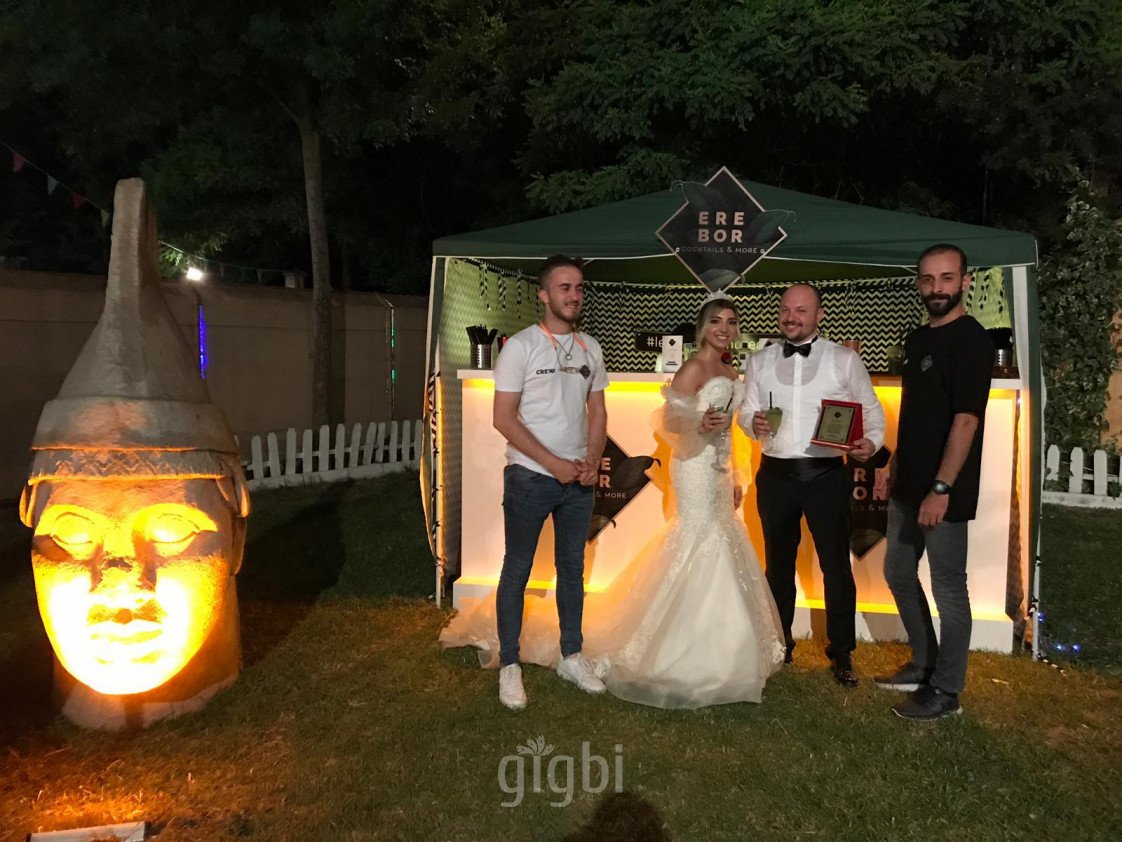 EREBOR COCKTAILS & MORE