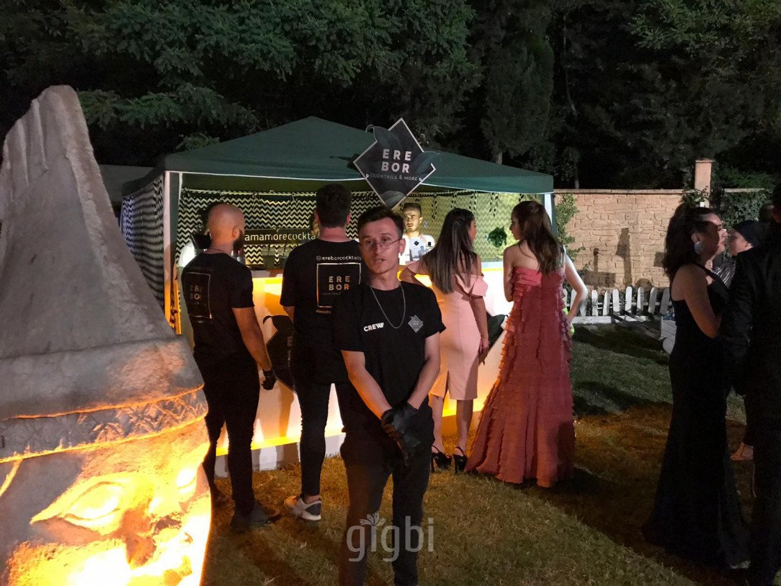 EREBOR COCKTAILS & MORE