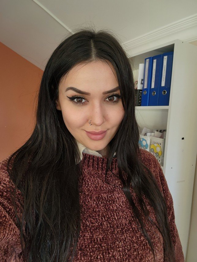 Psikolog Erva Şimşir