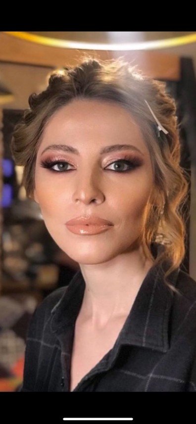 Esra Makeup Artist
