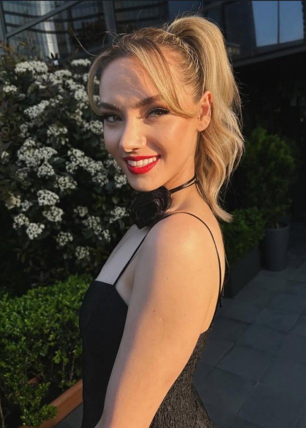 Esra Yalçın