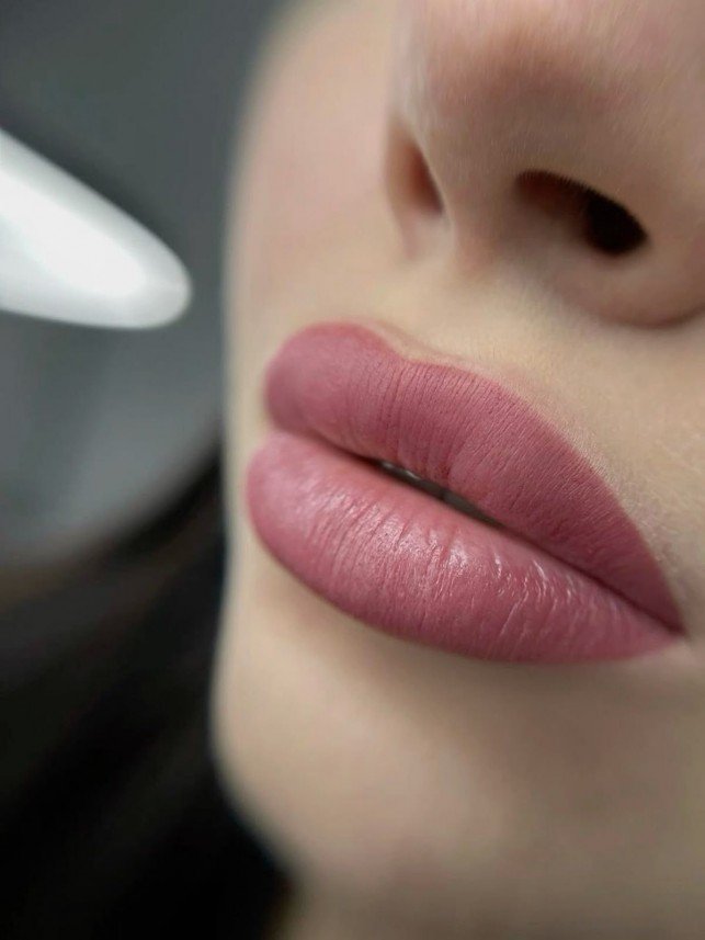 Kalıcı Makyaj Uzmanı Faarah