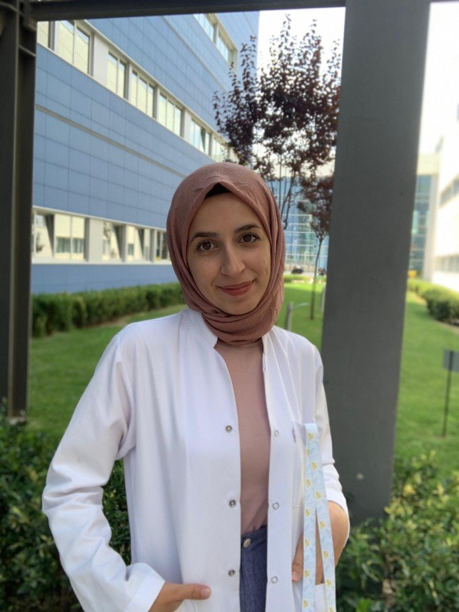 Diyetisyen Feyza Ün