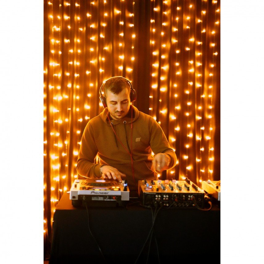 Fikret  Büyükçelik