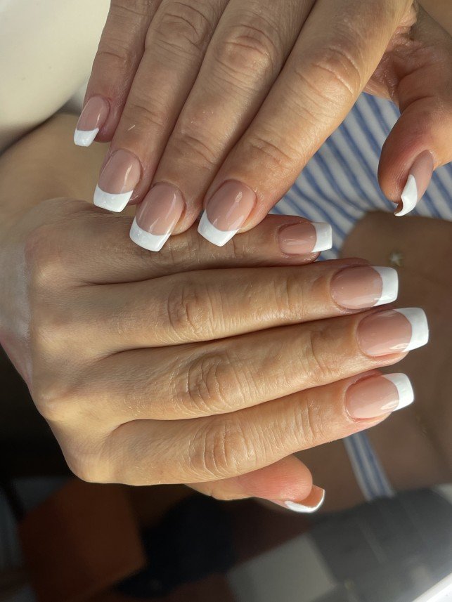 Glow of Nails Beauty 