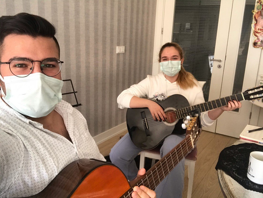 Gitar Eğitmeni Gökhan Hoca