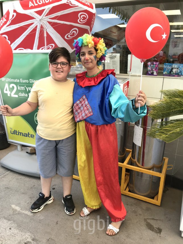 Gökkuşağı Palyaço 