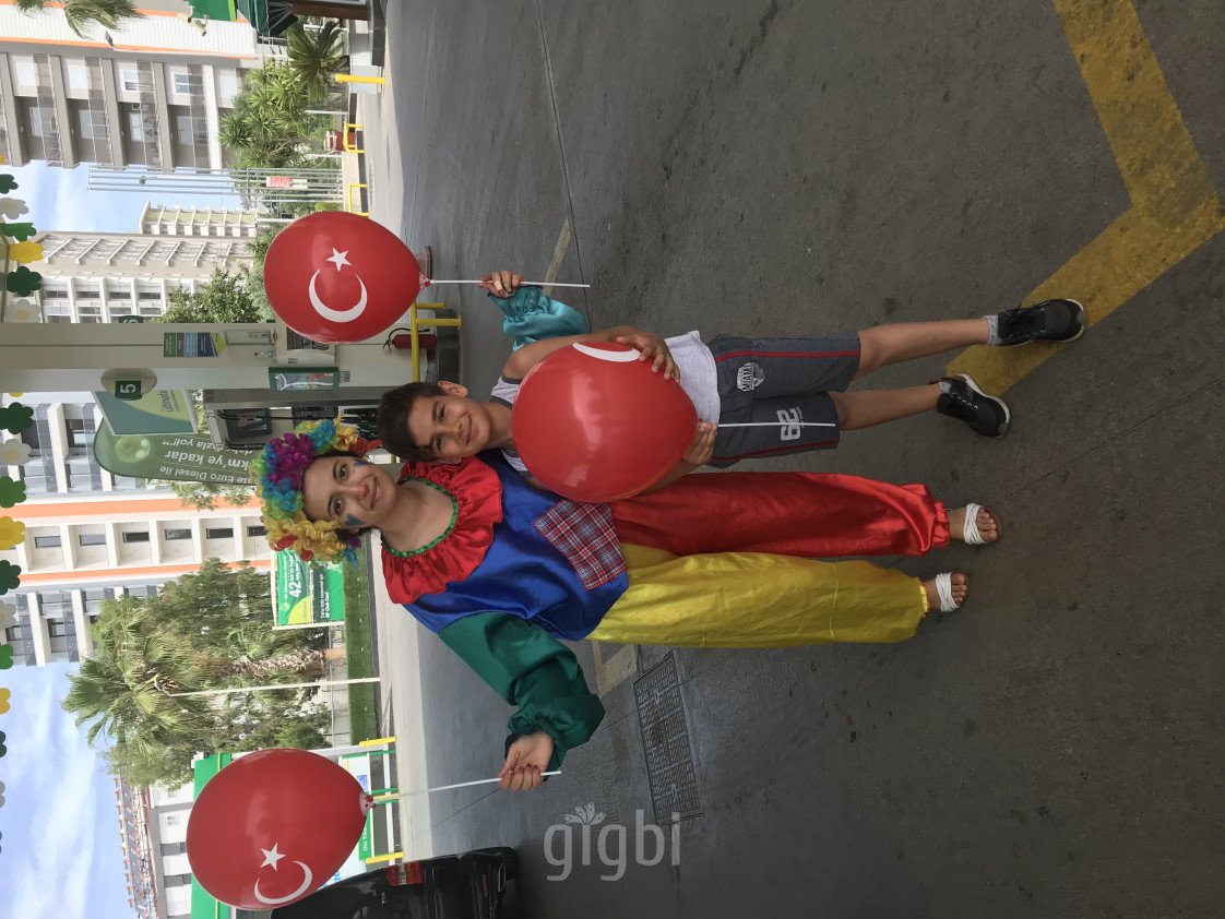 Gökkuşağı Palyaço 