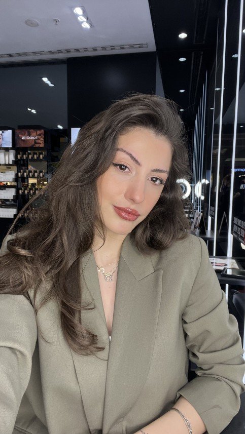 Göksu Yaşaroğlu Make Up