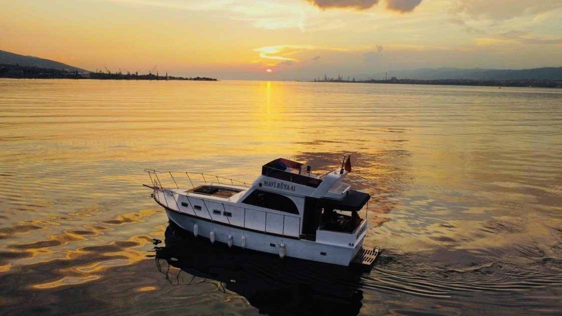 Mavi Rüya & Beyaz Masal