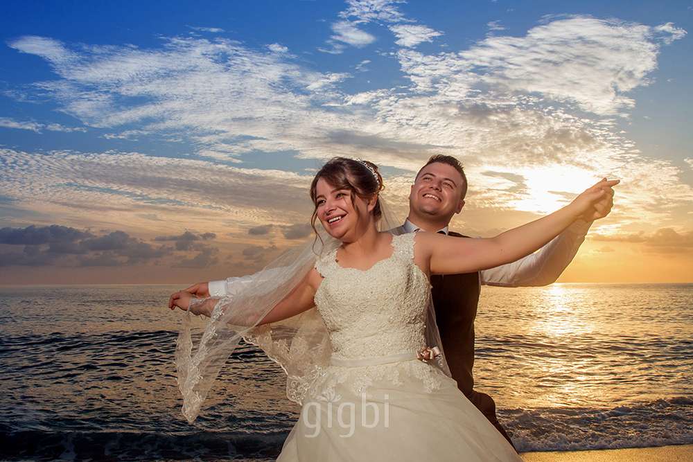 Gülen Bebe Fotoğrafçılık