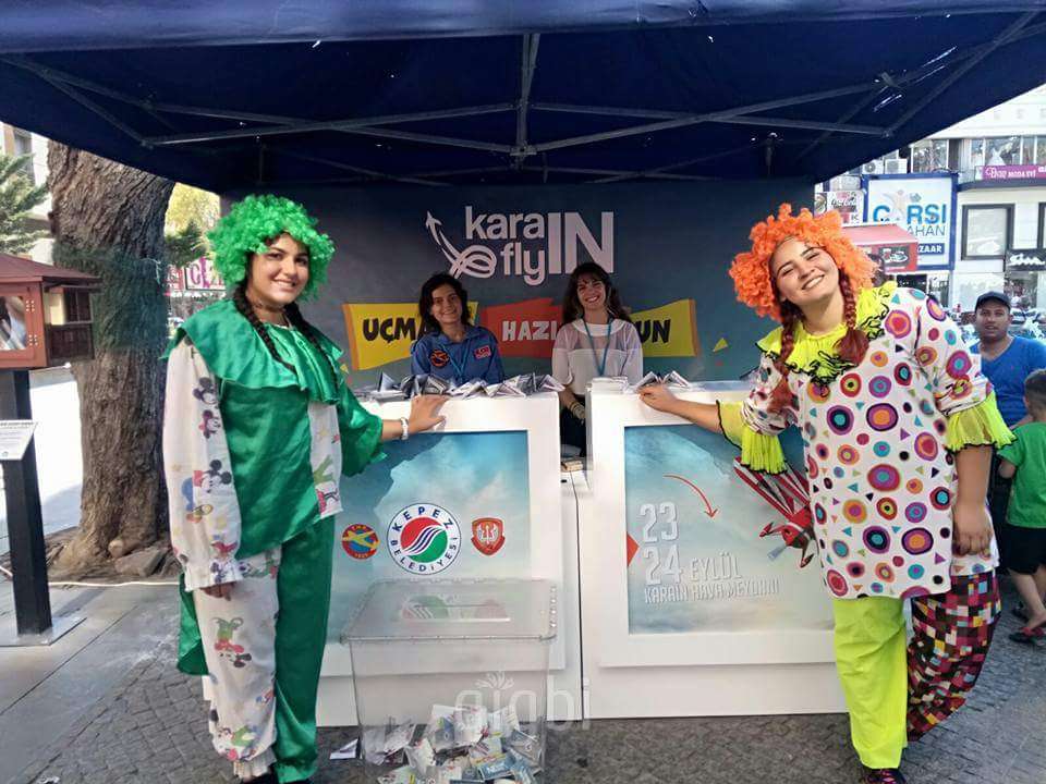 Gülen Yüz Palyaço Pıtır