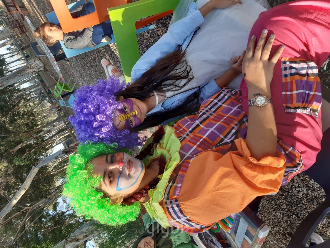 Gülen Yüz Palyaço Pıtır