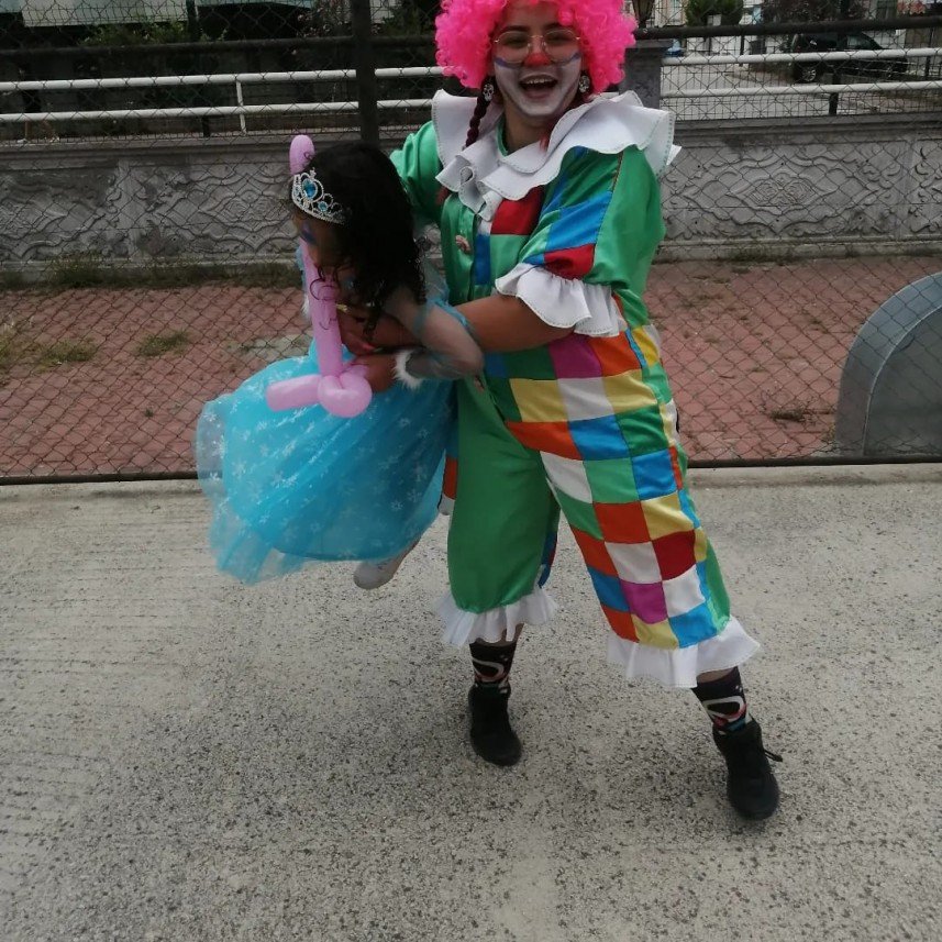 Gülen Yüz Palyaço Pıtır