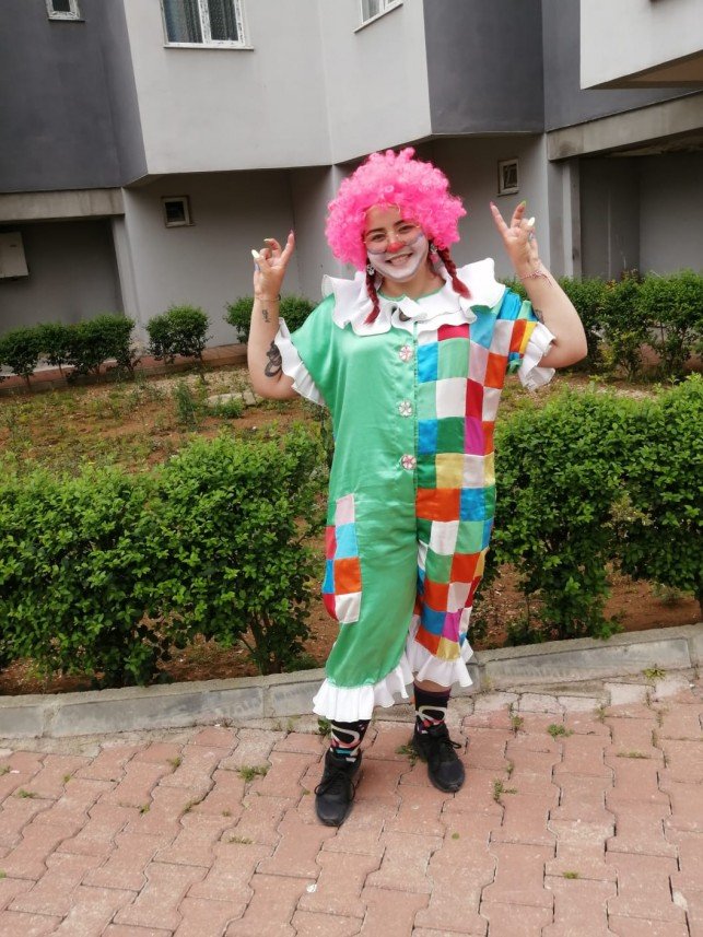 Gülen Yüz Palyaço Pıtır