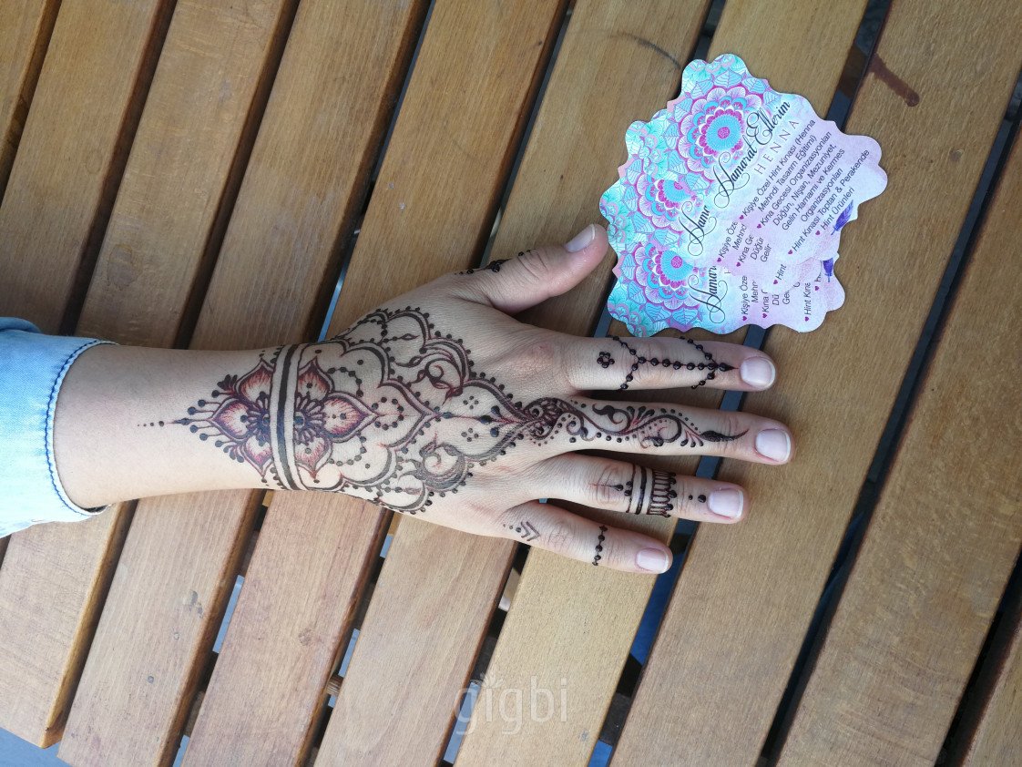 Hamarat Ellerim Henna Hint Kınası Hizmetleri