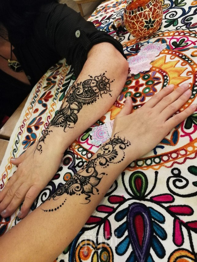 Hamarat Ellerim Henna Hint Kınası Hizmetleri