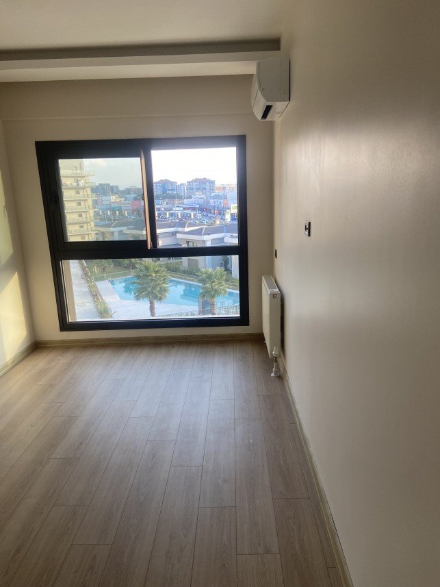 İskender İsa Özselvi