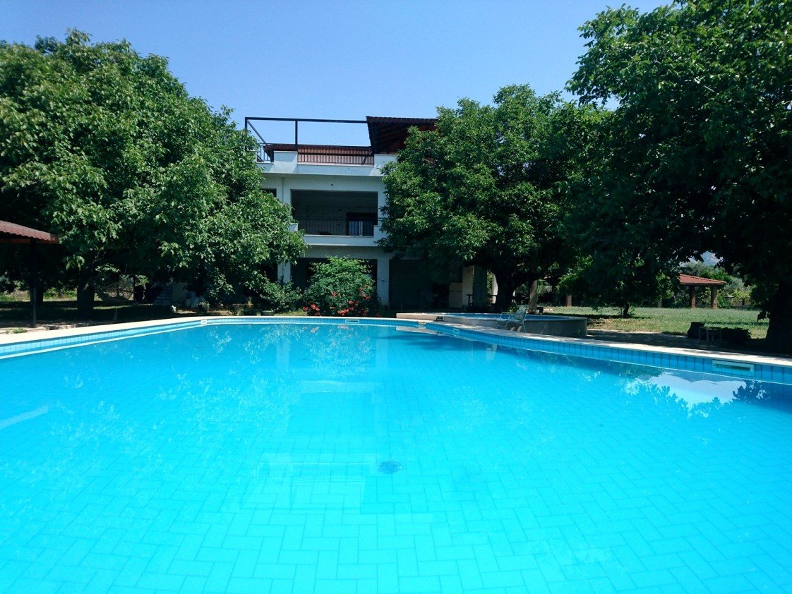 Koca Bahçe Çiftlik Evi