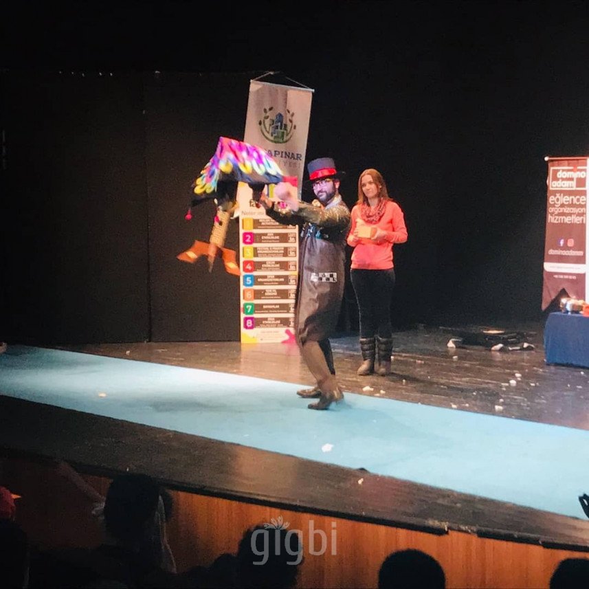 İllüzyonist Domino Adam 