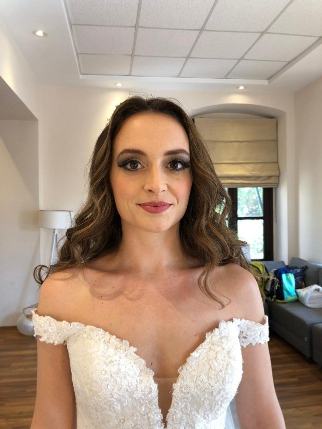 Make Up Artist Sinem
