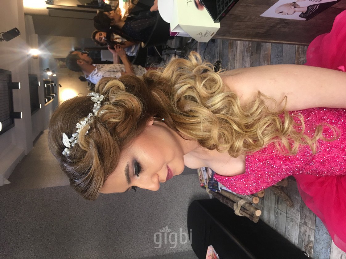 Make Up Hadiye Sümer