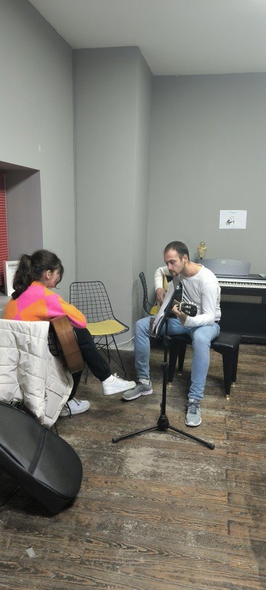 Mavi Şapka Müzik Atolyesi