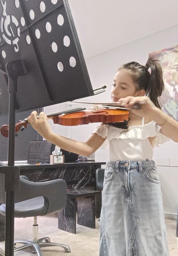 Mavi Şapka Müzik Atolyesi