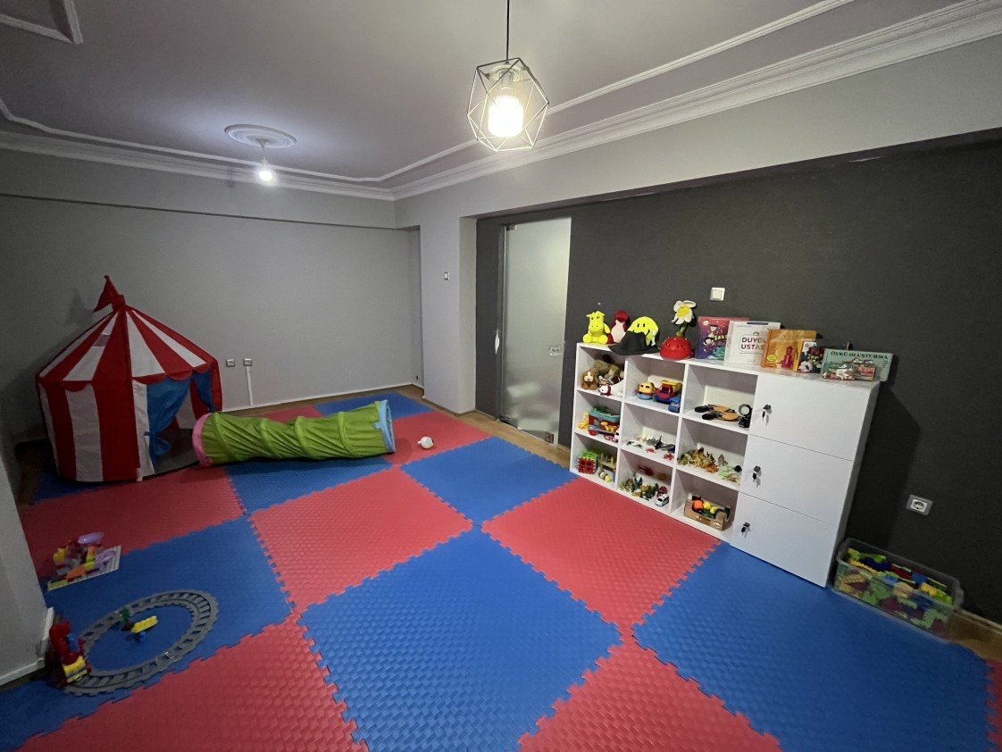 Psikolojik Dan. Melike Aybar