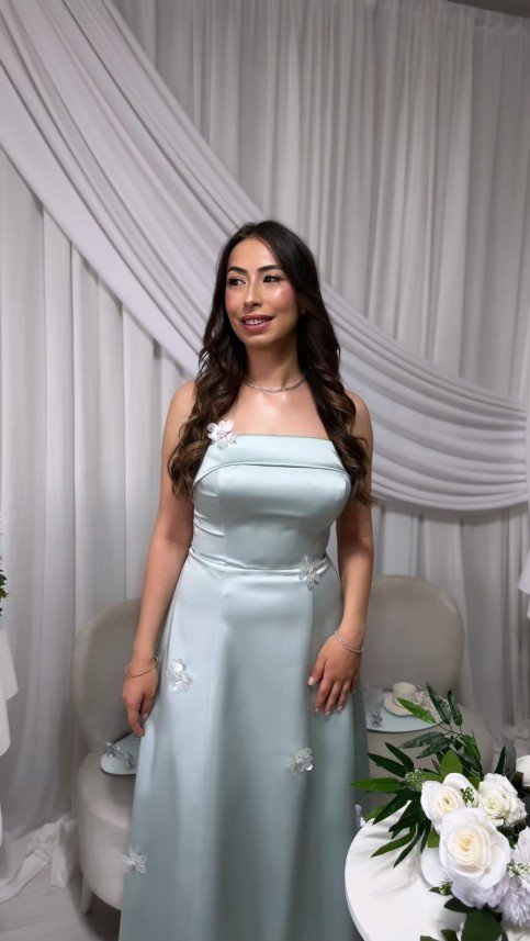 Merve Bora