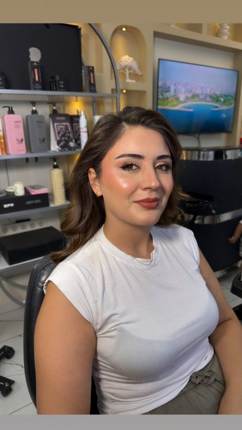 Merve Bora