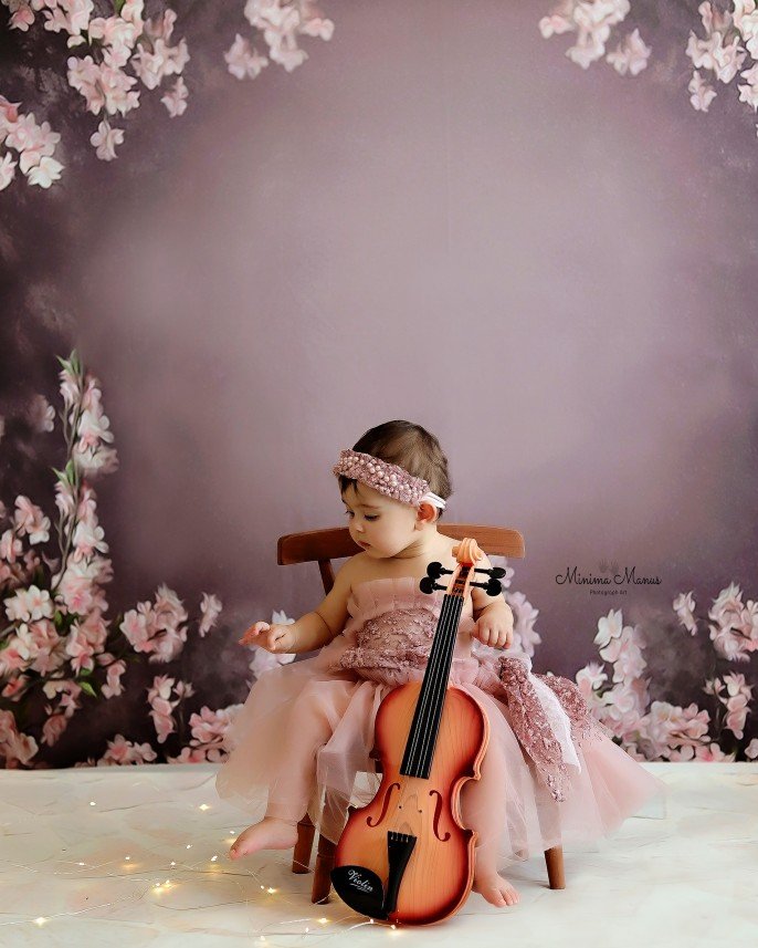 Minima Manus Photograph Art