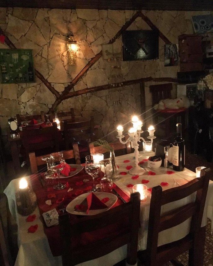 Mints Hotel & Restaurant