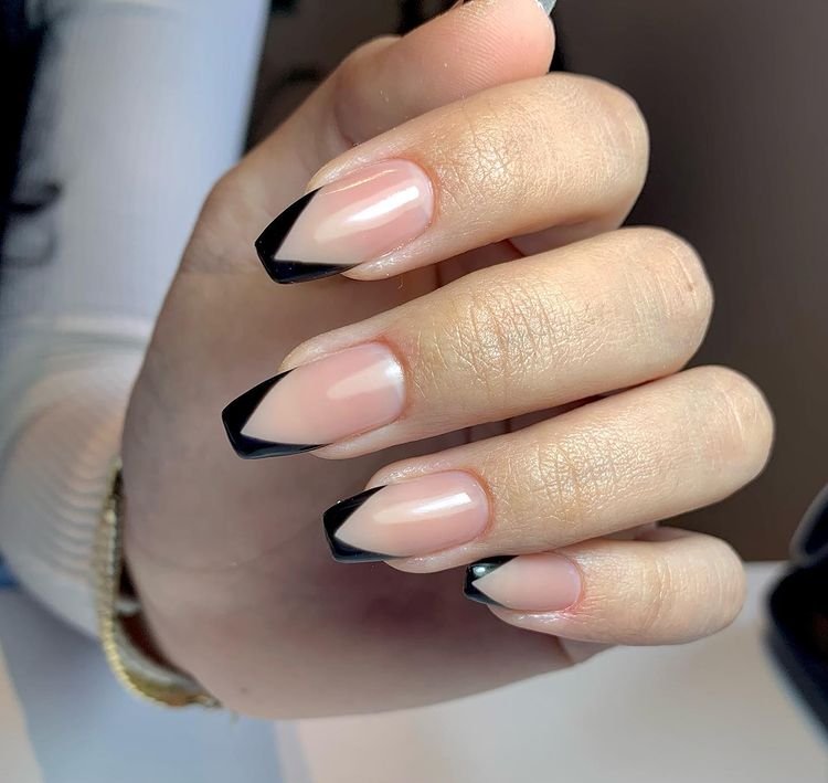 Nails by Ayşe