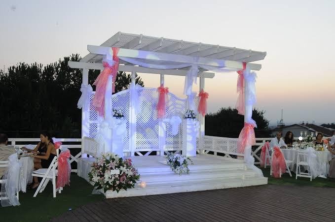 O Ağacın Altı Bambi Garden