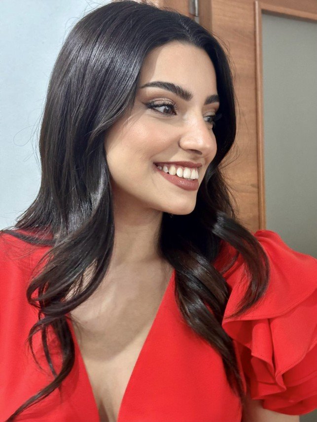 Pelin Sarmaşık