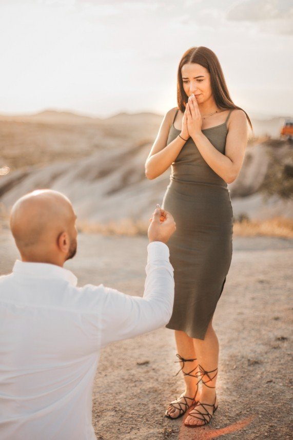 Peri Bacaları Evlilik Teklifi