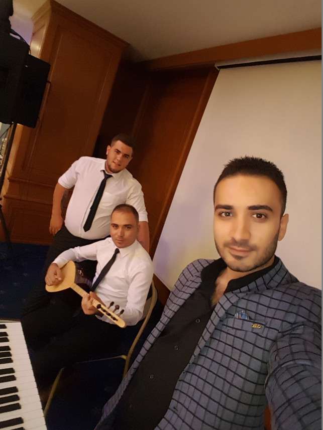 Piyanist Okan ve Orkestrası