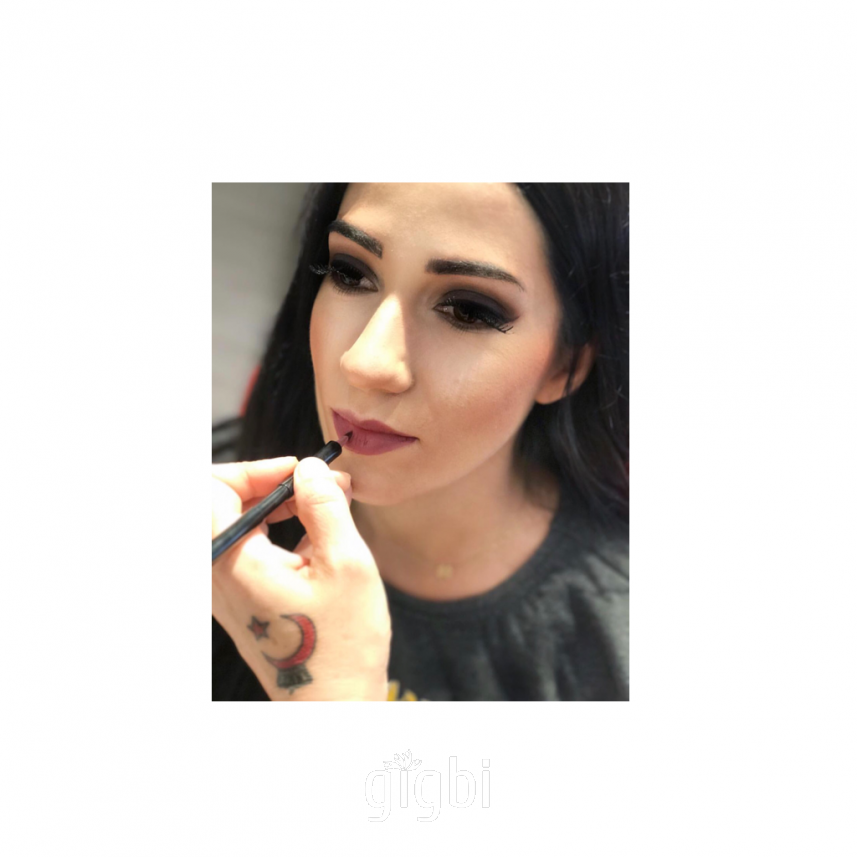 Make Up Artist Sibel Kaya