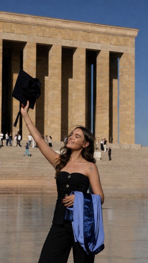 Rüya Bayrak