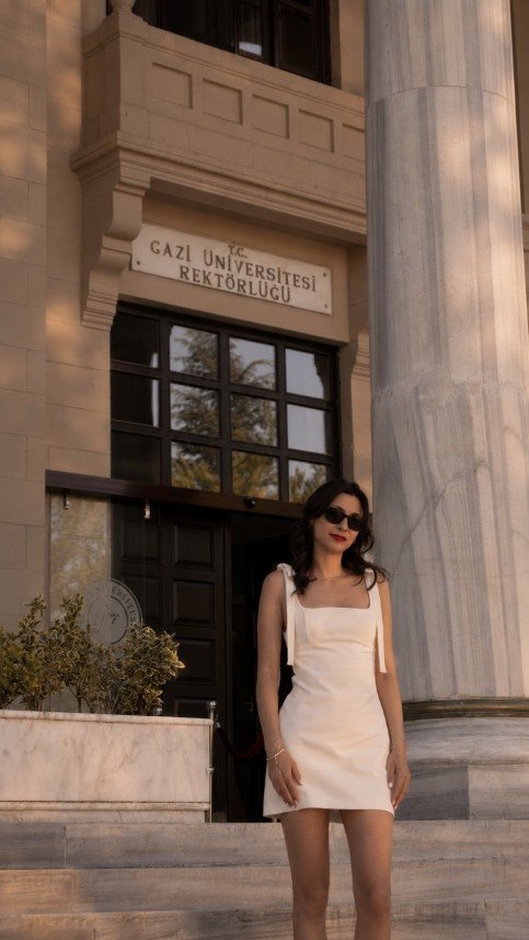 Rüya Bayrak