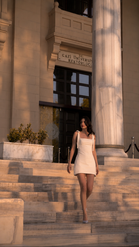 Rüya Bayrak