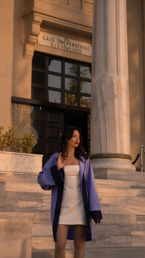 Rüya Bayrak