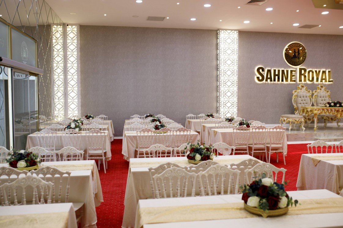 Sahne Royal