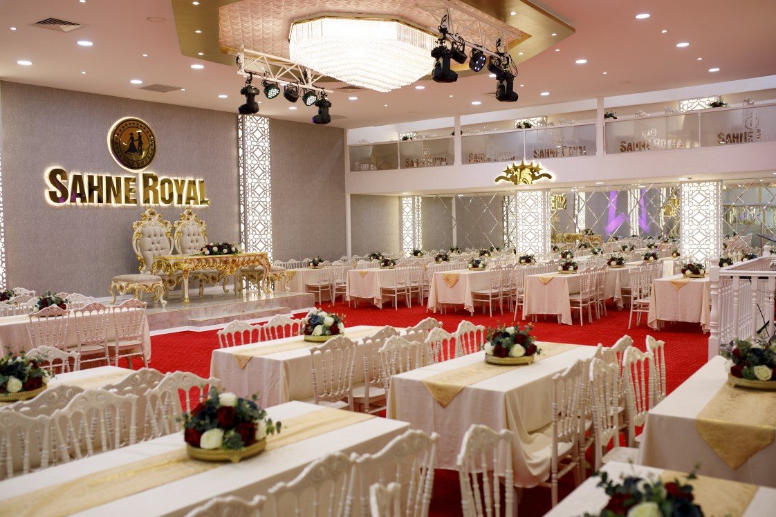 Sahne Royal