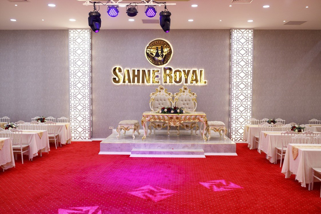 Sahne Royal