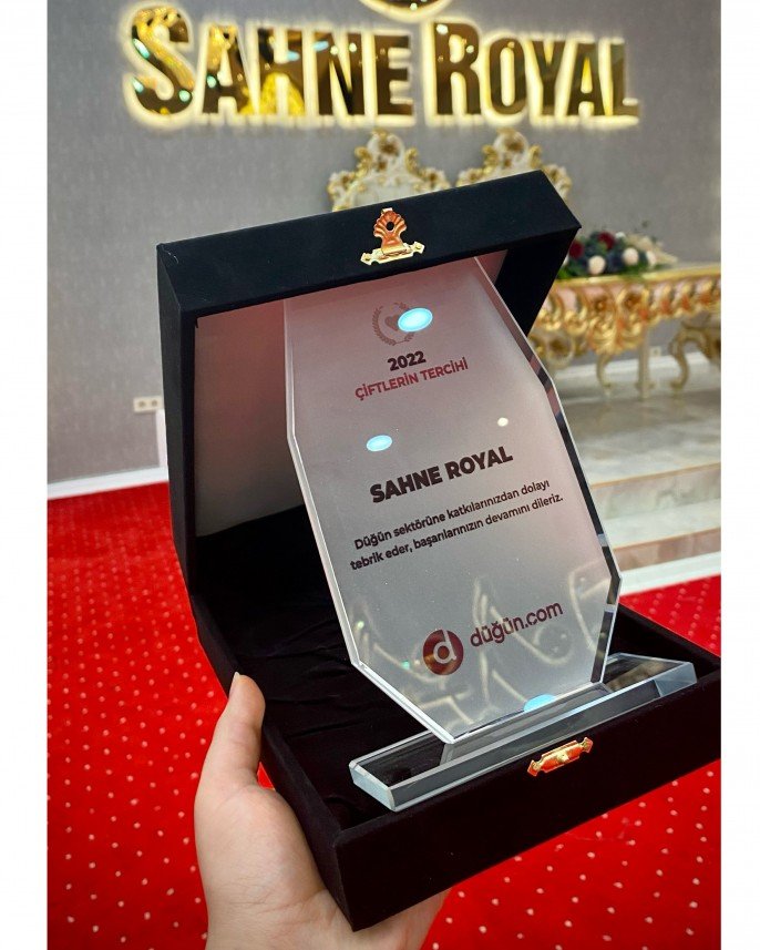 Sahne Royal