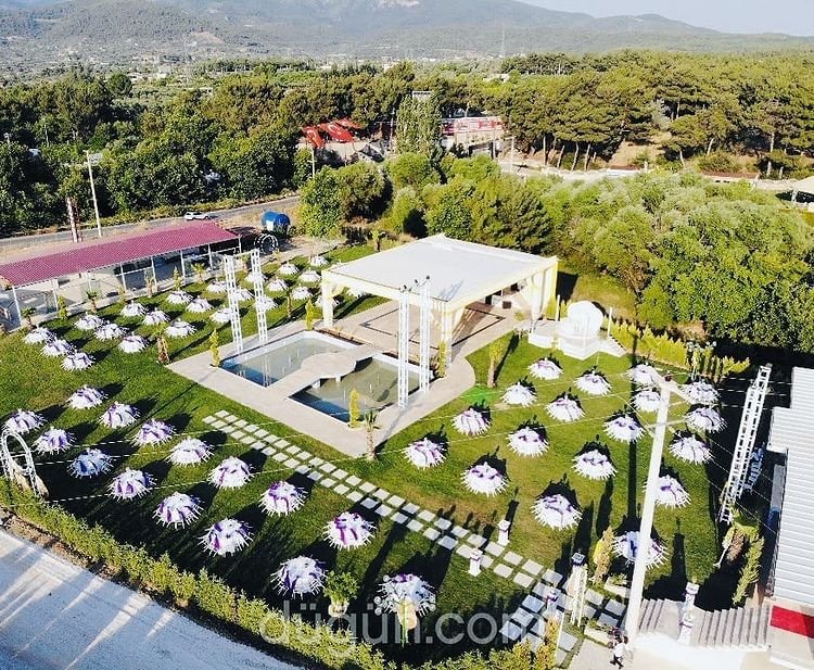 Sahra Sultan Düğün Salonları